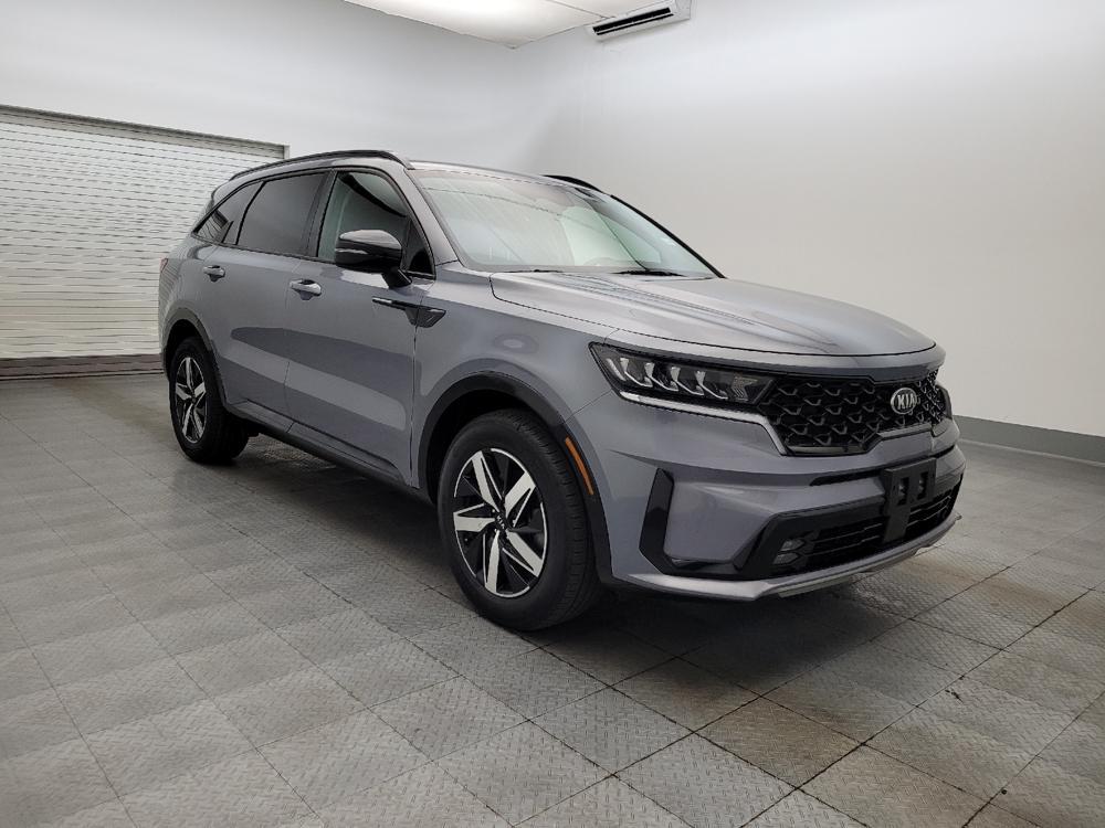 used 2021 Kia Sorento car, priced at $28,095
