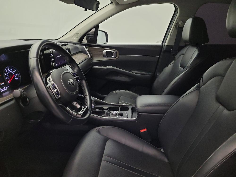 used 2021 Kia Sorento car, priced at $28,095