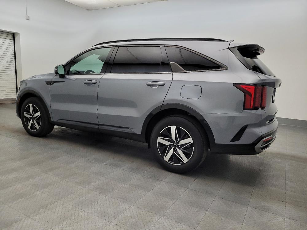used 2021 Kia Sorento car, priced at $28,095