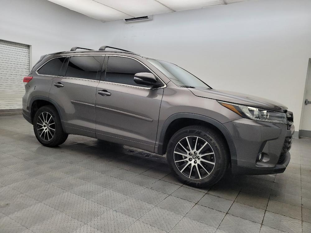 used 2017 Toyota Highlander car, priced at $22,195