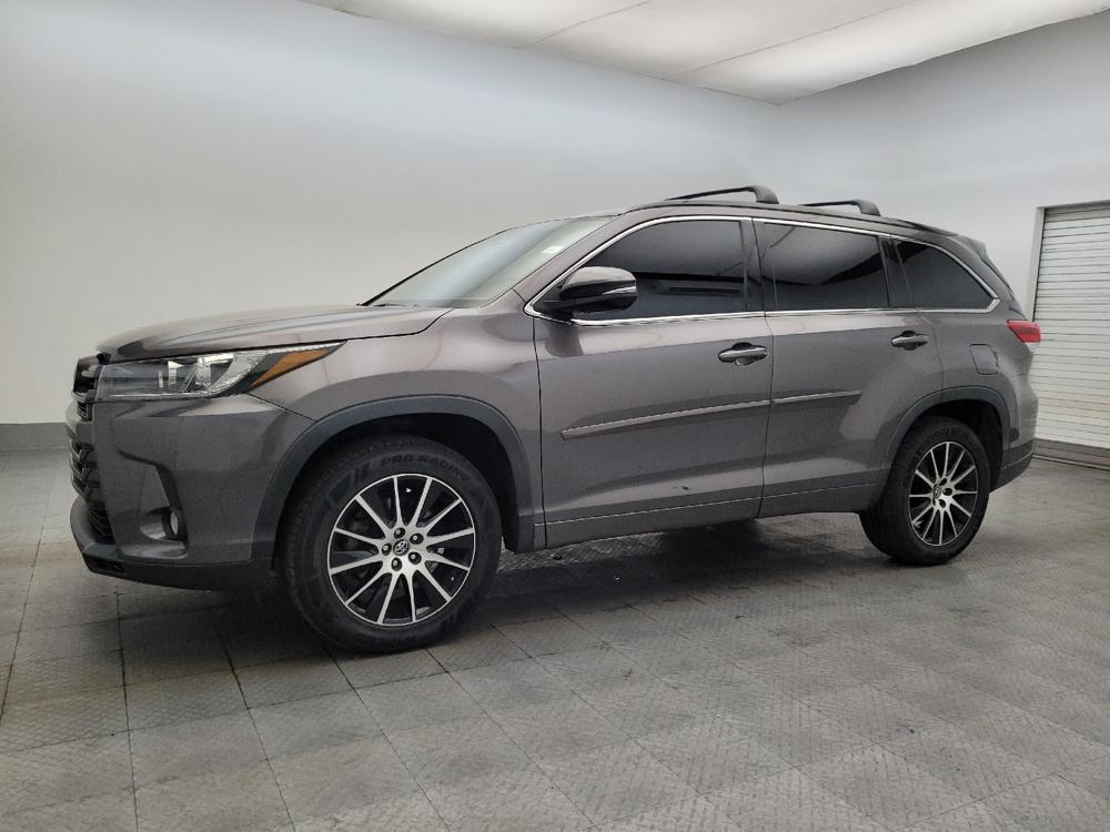 used 2017 Toyota Highlander car, priced at $22,195