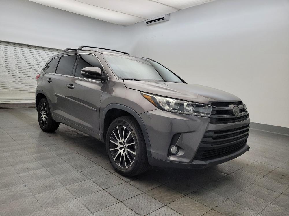 used 2017 Toyota Highlander car, priced at $22,195