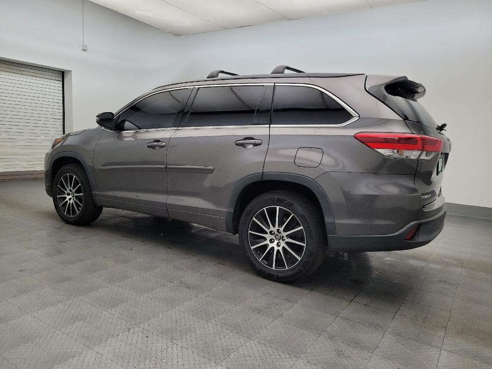 used 2017 Toyota Highlander car, priced at $22,195