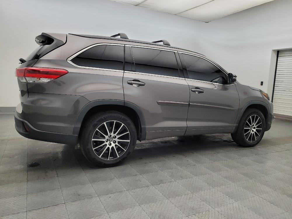 used 2017 Toyota Highlander car, priced at $22,195
