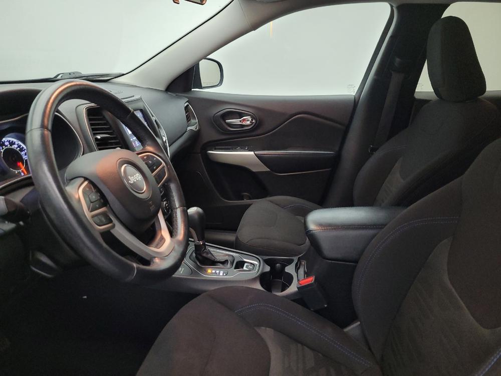 used 2019 Jeep Cherokee car, priced at $21,195