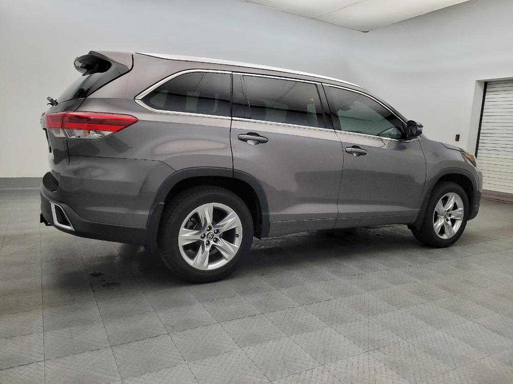 used 2017 Toyota Highlander car, priced at $22,295