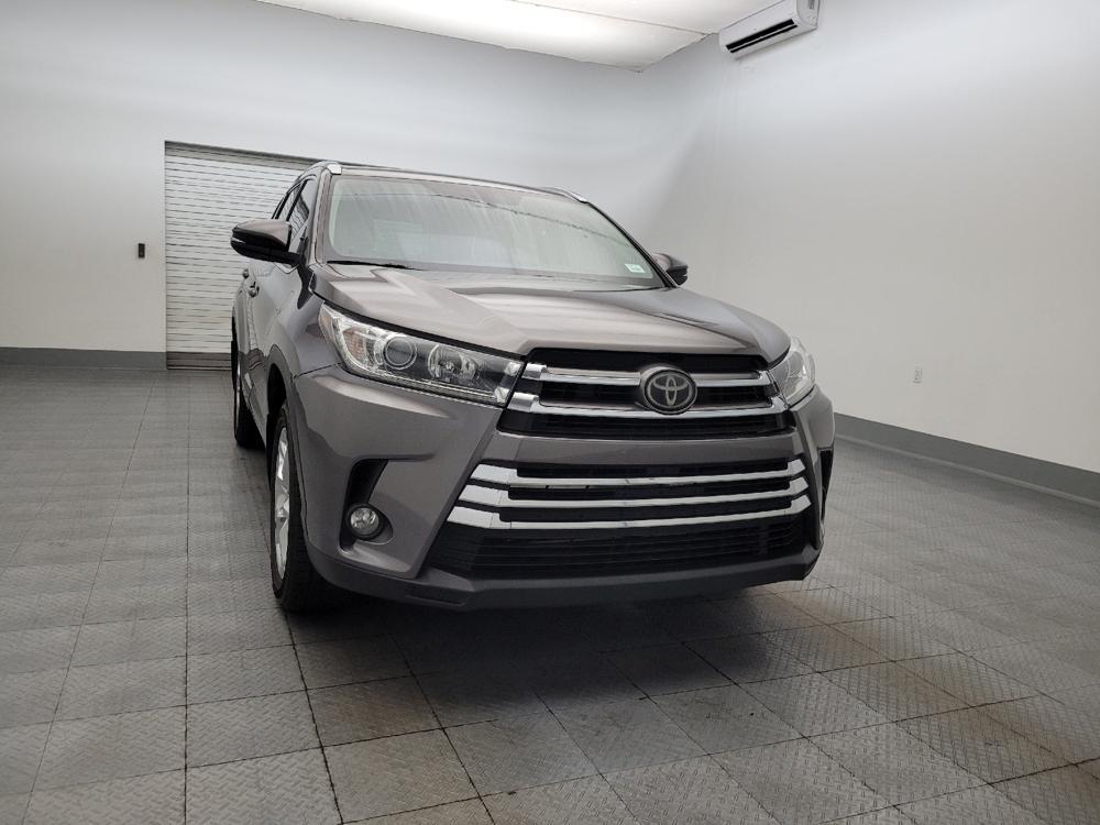 used 2017 Toyota Highlander car, priced at $22,295