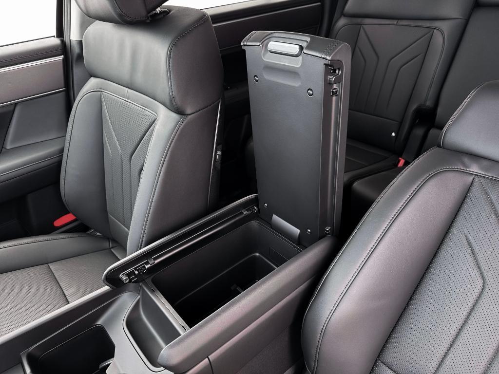 new 2026 Hyundai SANTA FE HEV car, priced at $42,970