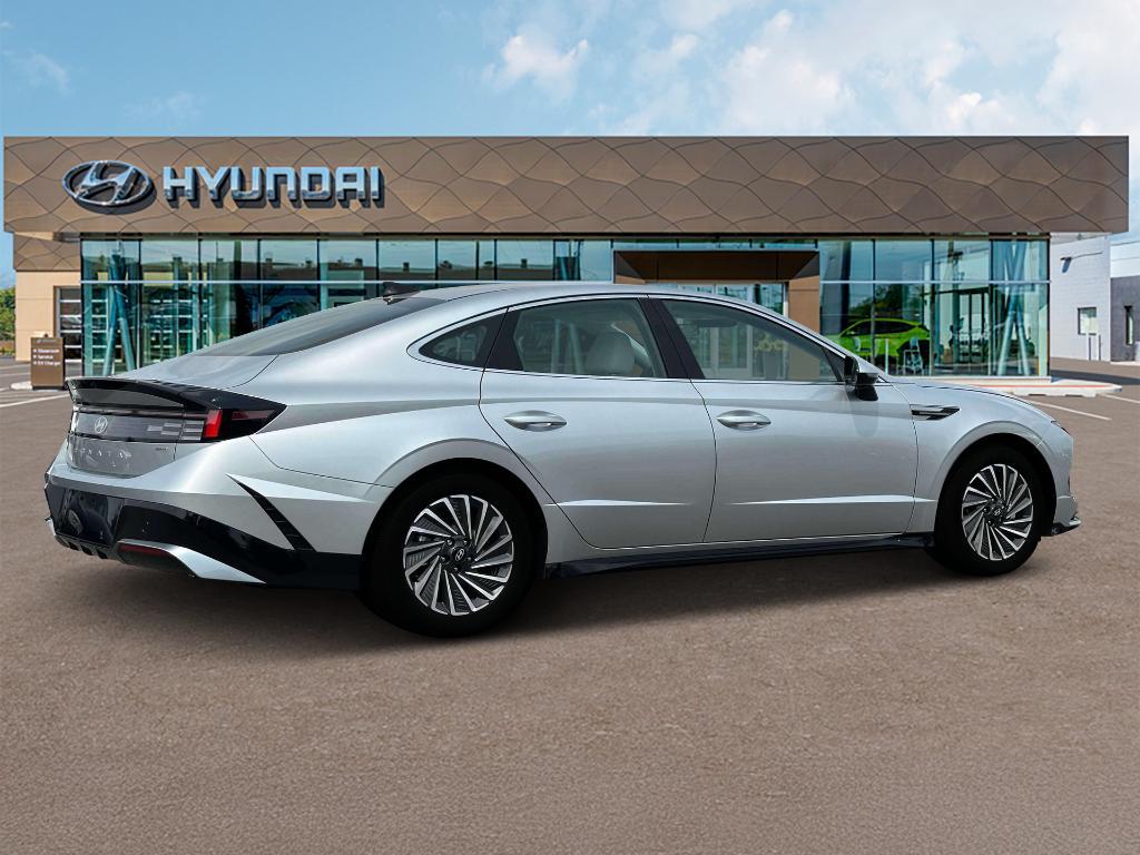 new 2025 Hyundai Sonata Hybrid car, priced at $38,220