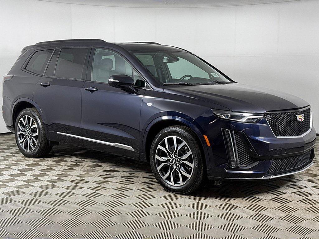 used 2021 Cadillac XT6 car, priced at $31,625