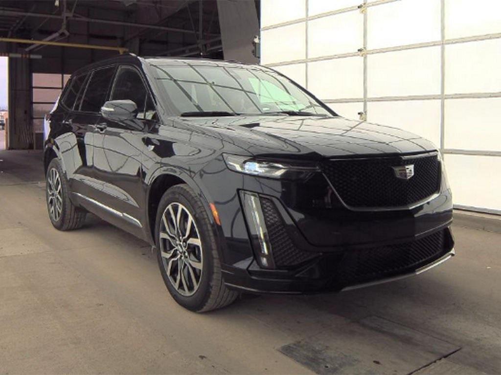 used 2021 Cadillac XT6 car, priced at $32,995