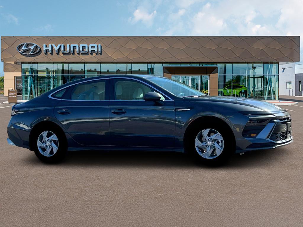 new 2025 Hyundai Sonata car, priced at $27,279