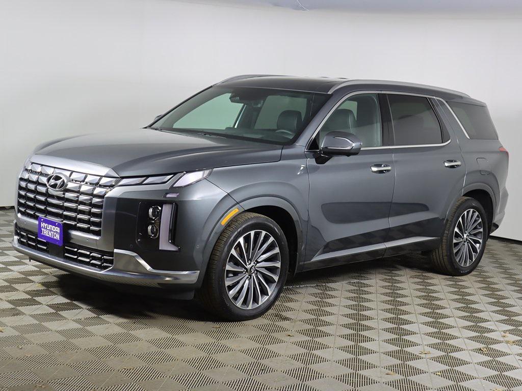 used 2024 Hyundai Palisade car, priced at $42,389