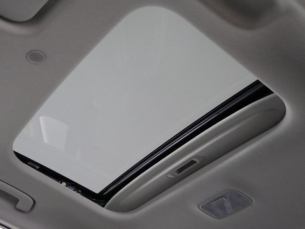 used 2022 Hyundai Venue car, priced at $15,990