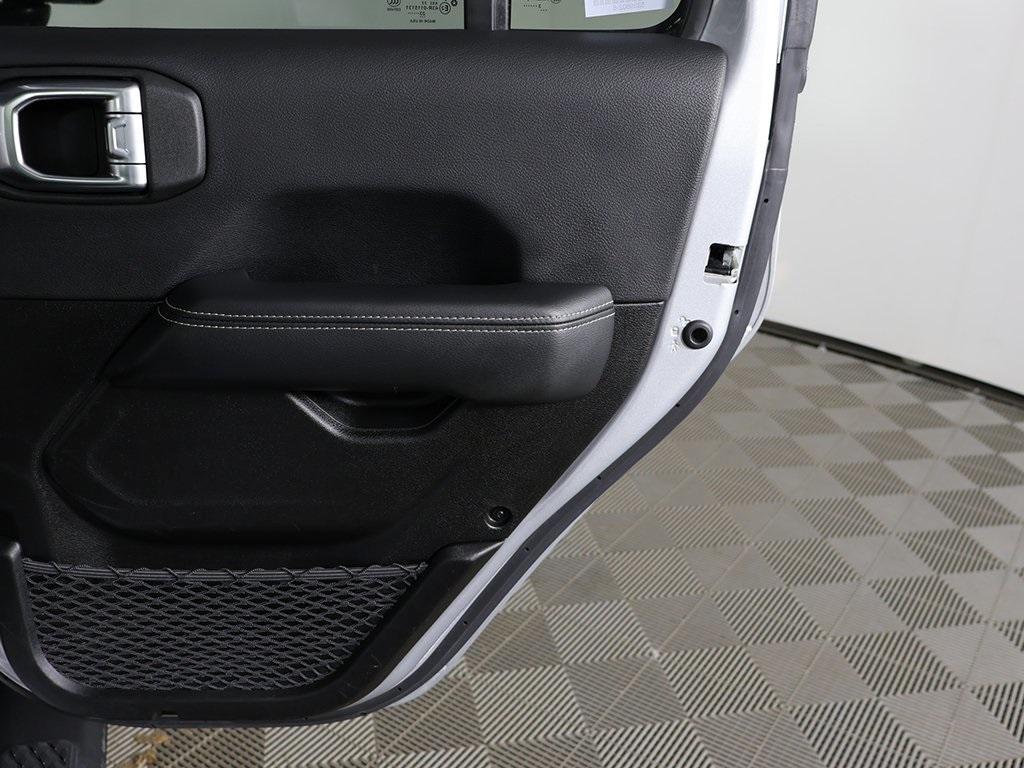 used 2023 Jeep Gladiator car, priced at $28,995