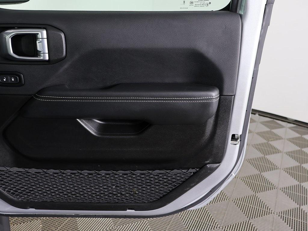 used 2023 Jeep Gladiator car, priced at $28,995