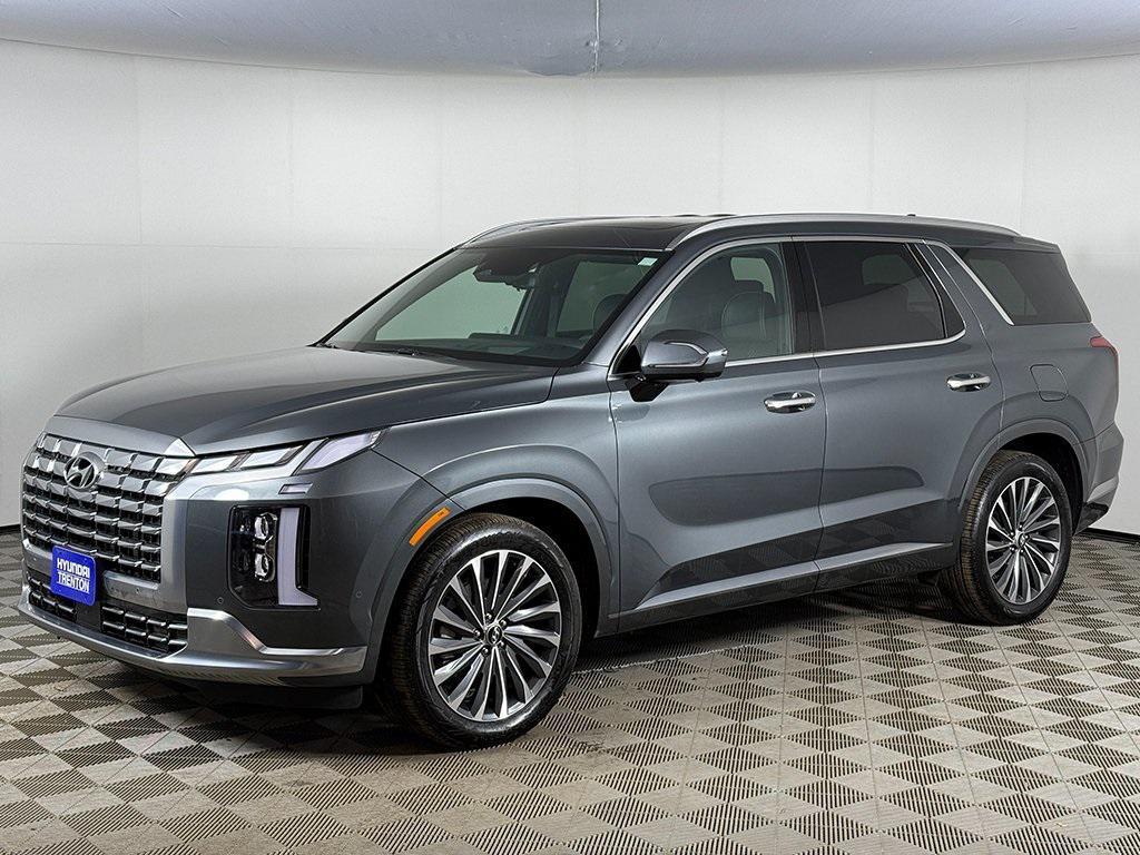 used 2024 Hyundai Palisade car, priced at $43,899