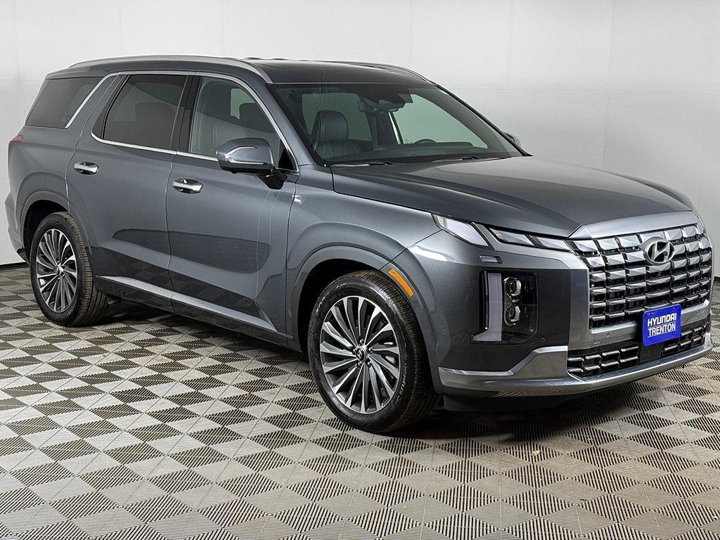 used 2024 Hyundai Palisade car, priced at $43,899