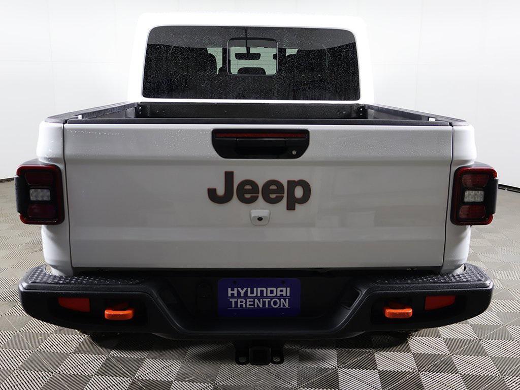 used 2022 Jeep Gladiator car, priced at $33,990