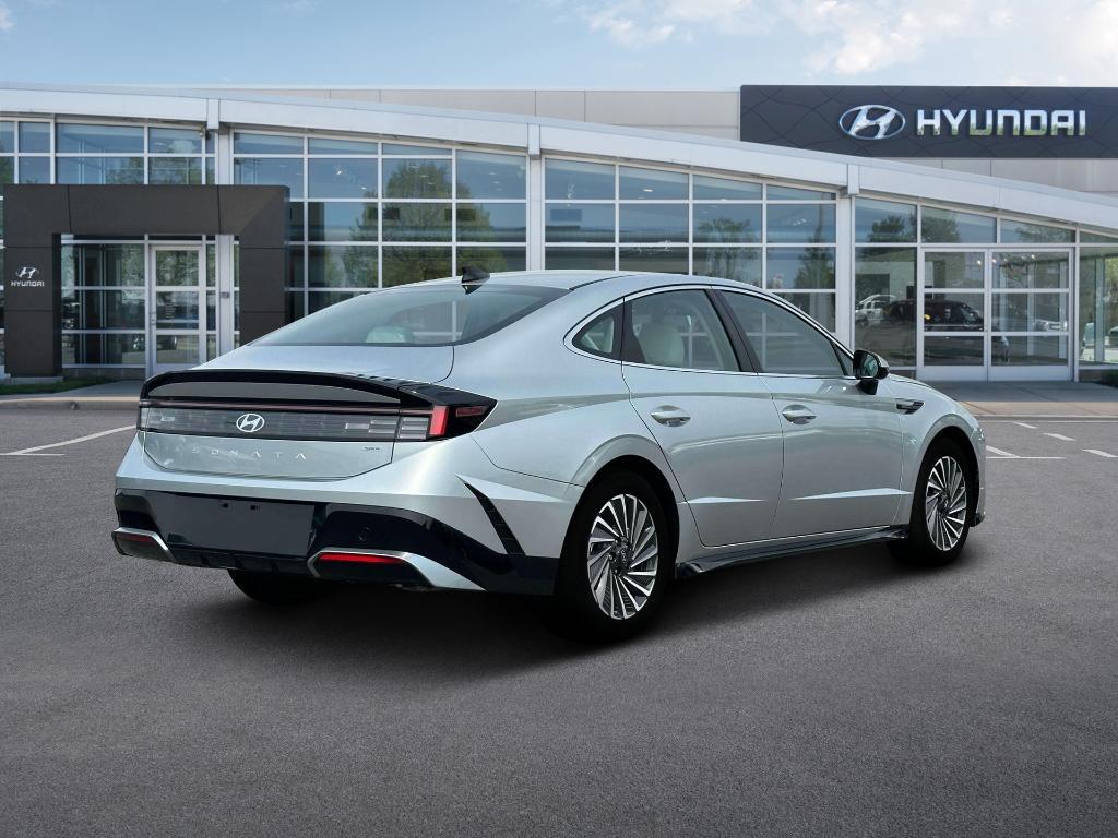 new 2025 Hyundai Sonata Hybrid car, priced at $37,718