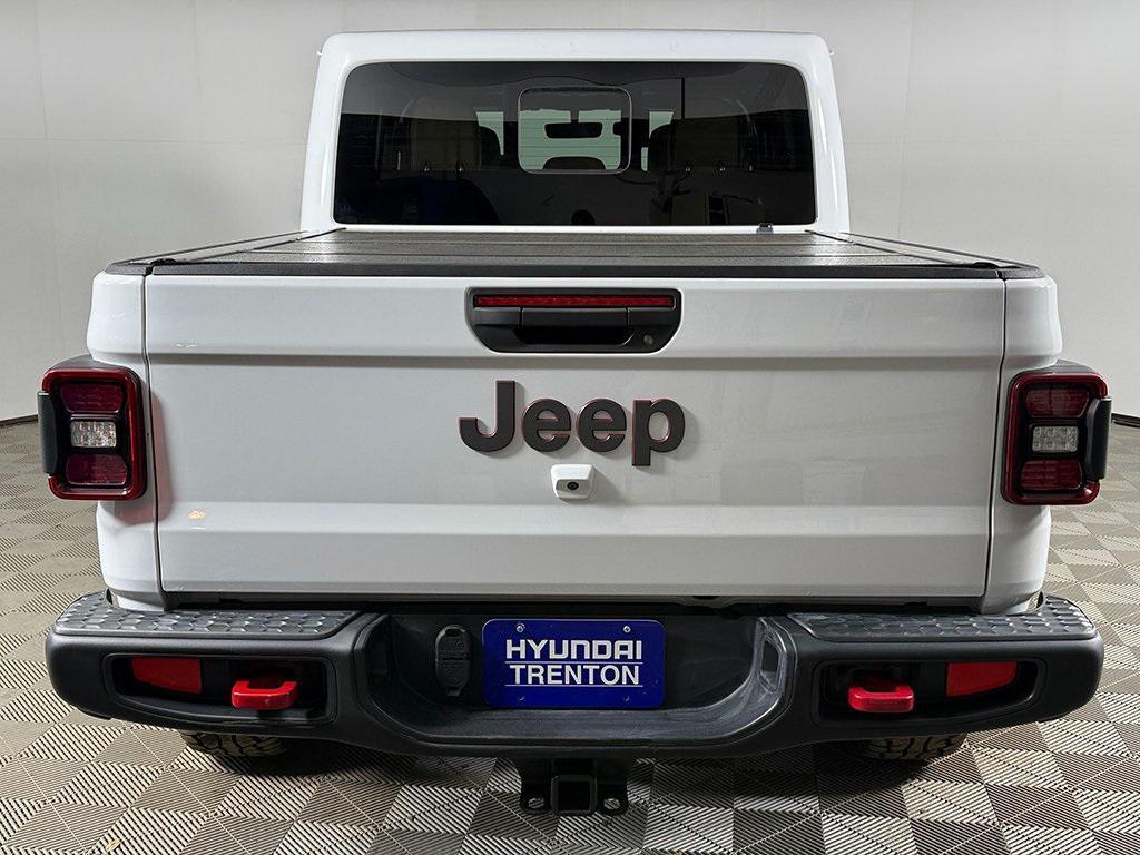 used 2020 Jeep Gladiator car, priced at $32,427