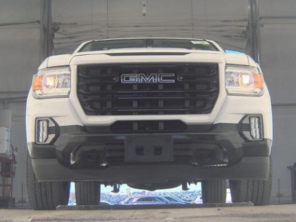 used 2022 GMC Canyon car, priced at $30,997