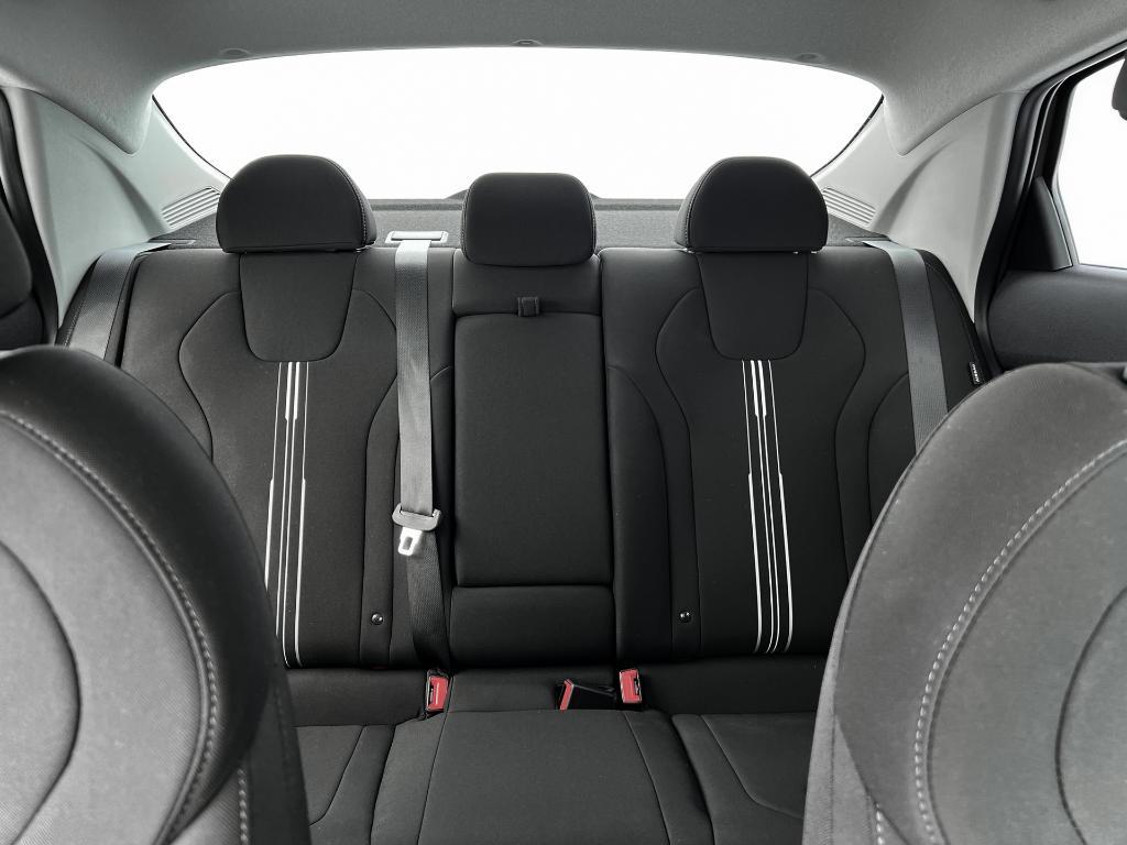 new 2024 Hyundai Elantra car, priced at $25,790