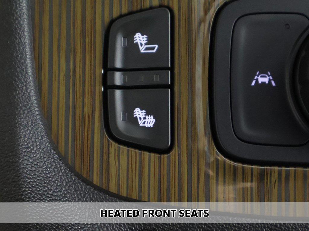 used 2022 GMC Acadia car, priced at $25,155