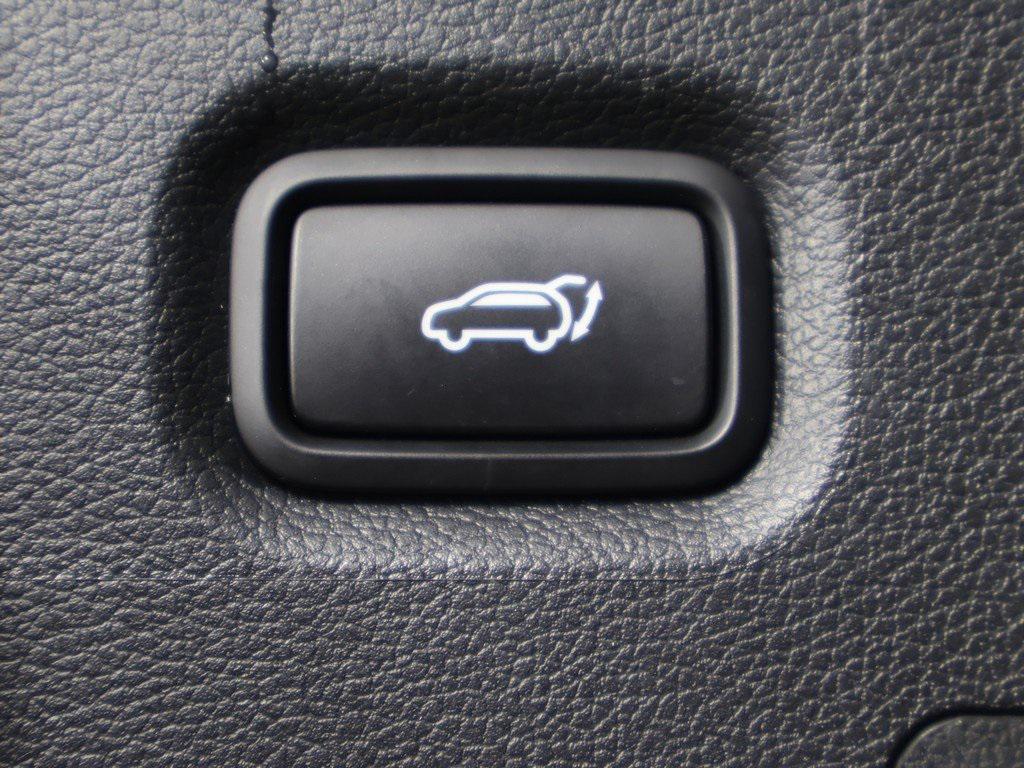 used 2022 Hyundai Santa Fe car, priced at $21,430