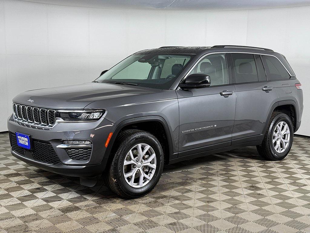 used 2022 Jeep Grand Cherokee car, priced at $32,947