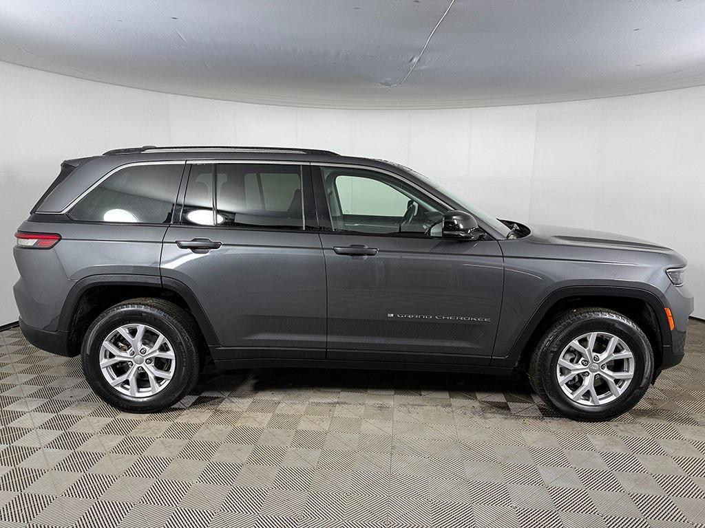 used 2022 Jeep Grand Cherokee car, priced at $32,947