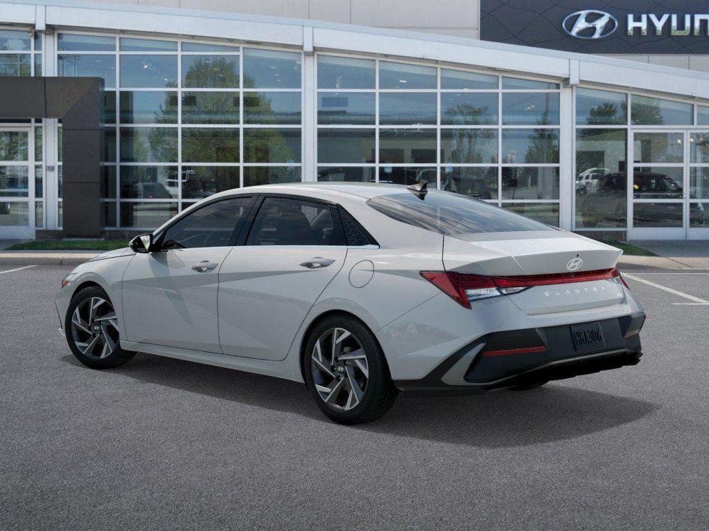 new 2025 Hyundai Elantra HEV car