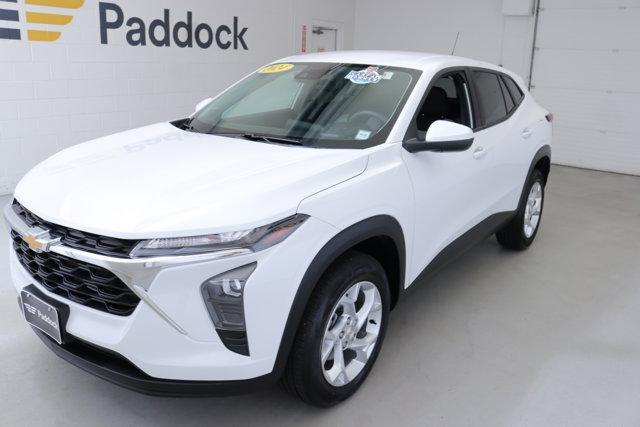 used 2024 Chevrolet Trax car, priced at $23,035