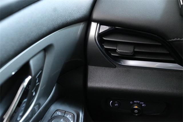 used 2023 Chevrolet Traverse car, priced at $31,987