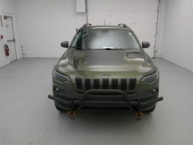 used 2019 Jeep Cherokee car