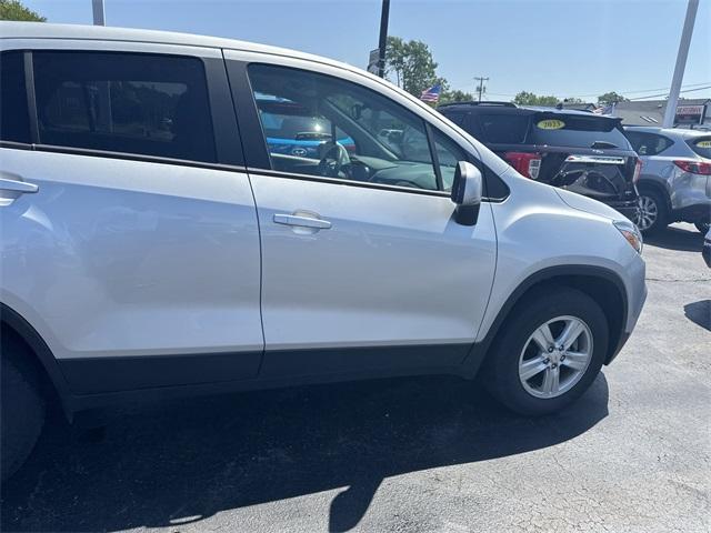 used 2022 Chevrolet Trax car, priced at $19,936