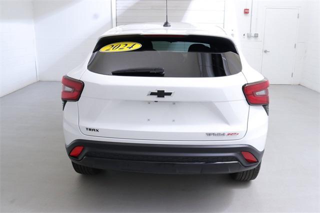 used 2024 Chevrolet Trax car, priced at $19,627