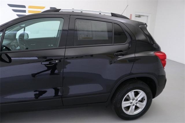 used 2022 Chevrolet Trax car, priced at $17,995