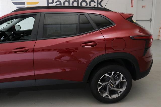 used 2025 Chevrolet Trax car, priced at $20,998