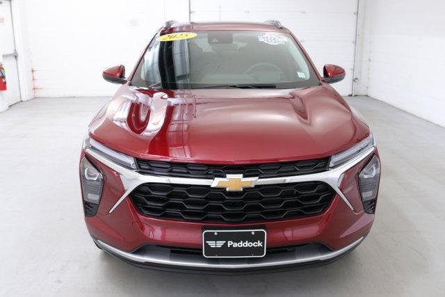 used 2025 Chevrolet Trax car, priced at $22,579