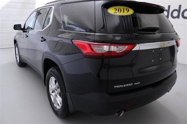 used 2019 Chevrolet Traverse car, priced at $27,995