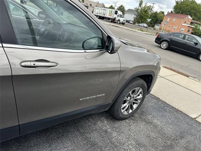 used 2019 Jeep Cherokee car, priced at $18,987