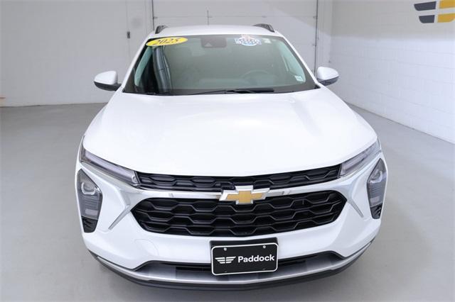 used 2025 Chevrolet Trax car, priced at $23,298