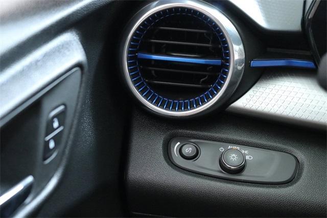 used 2025 Chevrolet Trax car, priced at $23,298