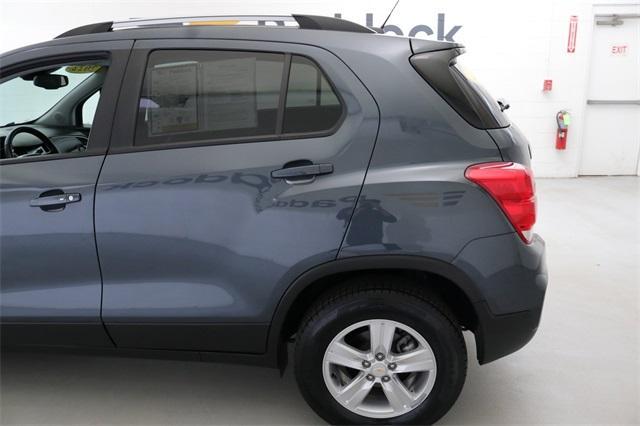 used 2022 Chevrolet Trax car, priced at $17,824