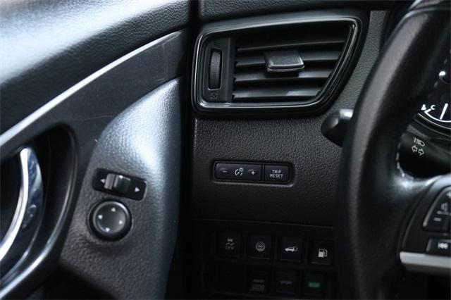 used 2020 Nissan Rogue car, priced at $19,995