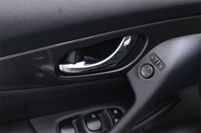 used 2020 Nissan Rogue car, priced at $19,995