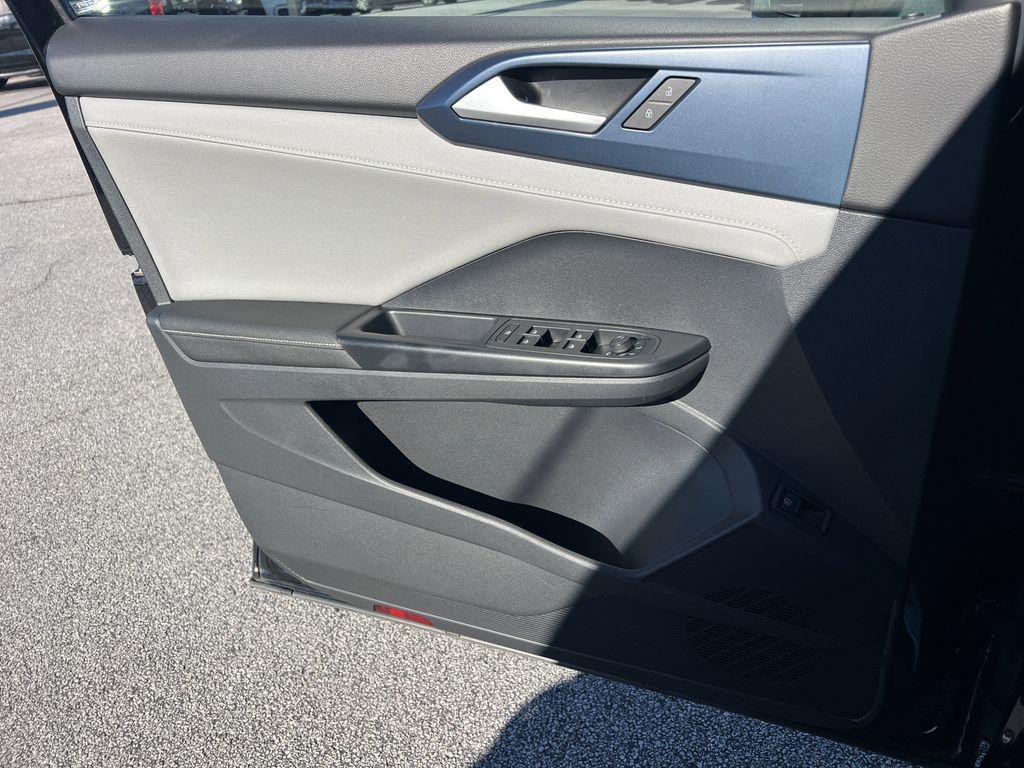 used 2024 Volkswagen Taos car, priced at $20,999