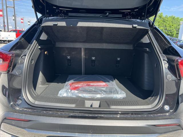 new 2025 Chevrolet Trax car, priced at $30,585