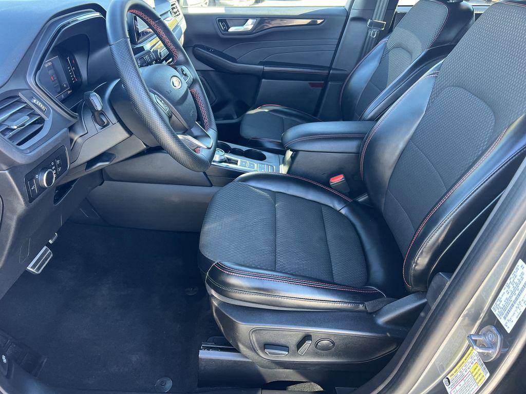 used 2023 Ford Escape car, priced at $19,999